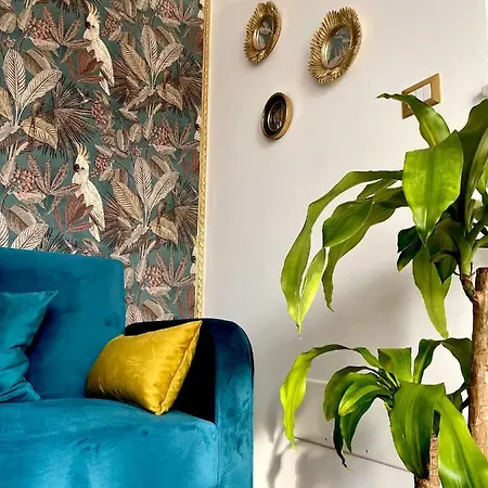 Charme House *