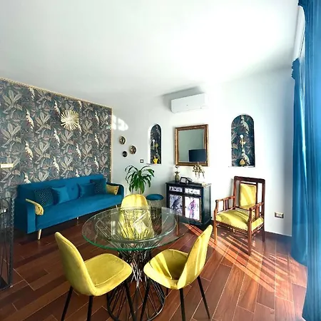 Charme House
